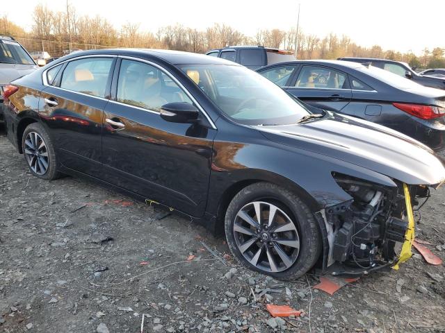 1N4AL3AP8GC224897 - 2016 NISSAN ALTIMA 2.5 BLACK photo 4