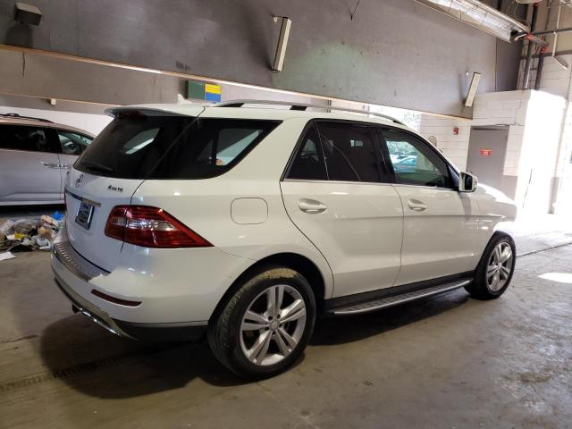 4JGDA5HB9EA304166 - 2014 MERCEDES-BENZ ML 350 4MATIC WHITE photo 3