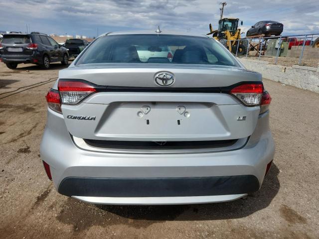 5YFEPRAE9LP007863 - 2020 TOYOTA COROLLA LE فضي صورة 6