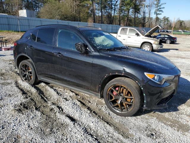 ZASPAKBN3K7C49295 - 2019 ALFA ROMEO STELVIO TI BLACK photo 4