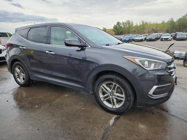 5XYZTDLB2JG553134 - 2018 HYUNDAI SANTA FE S GRAY photo 4