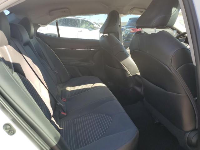 4T1G11AK8NU033910 - 2022 TOYOTA CAMRY SE WHITE photo 10