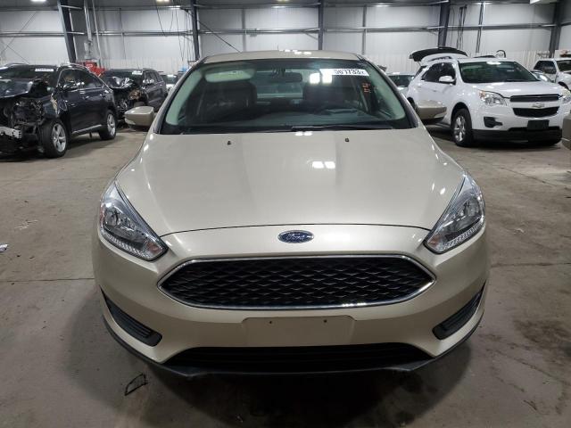 1FADP3F22JL223752 - 2018 FORD FOCUS SE CREAM photo 5