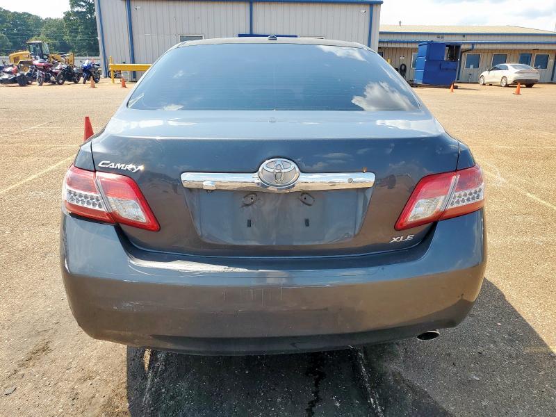 4T1BF3EKXBU178329 - 2011 TOYOTA CAMRY BASE CHARCOAL photo 6