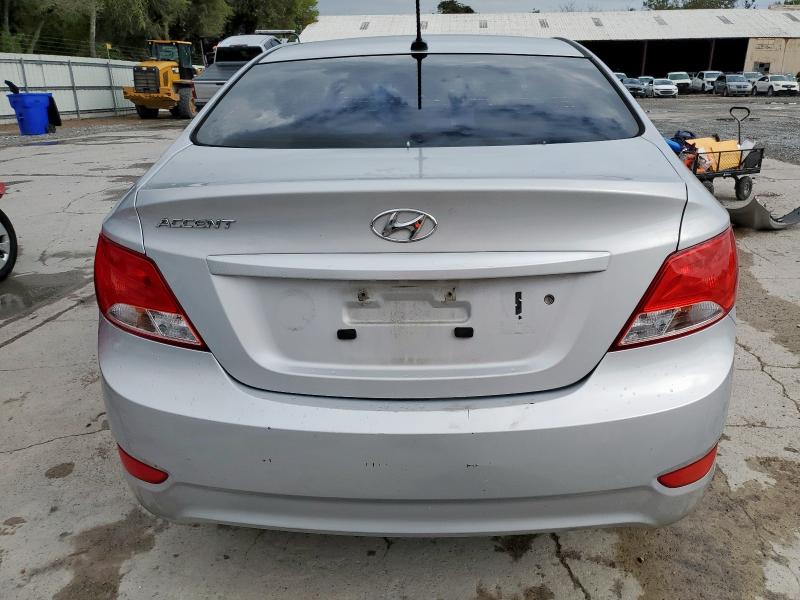 KMHCT4AE0HU174382 - 2017 HYUNDAI ACCENT SE 银色 照片 6