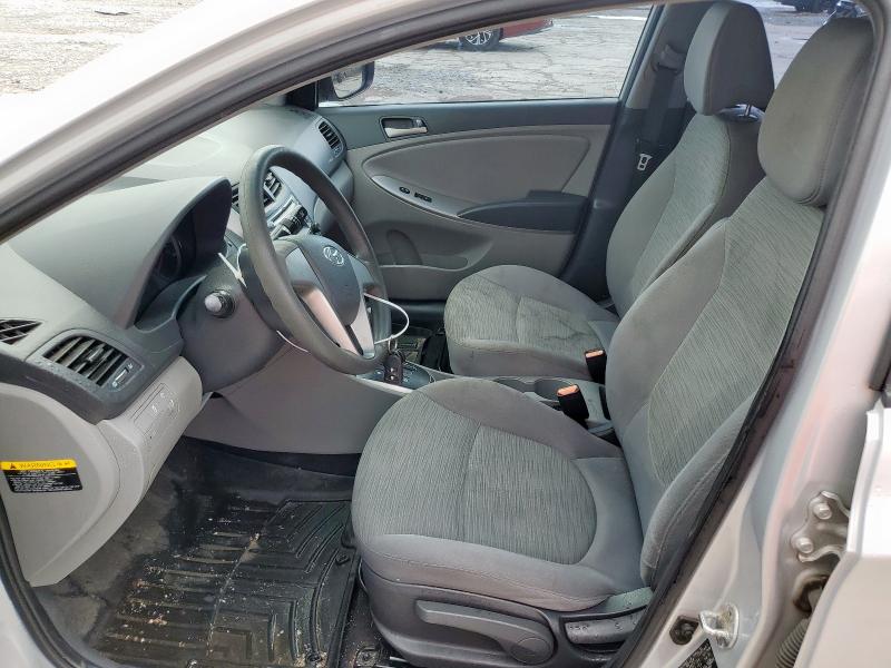 KMHCT4AE0HU174382 - 2017 HYUNDAI ACCENT SE 银色 照片 7