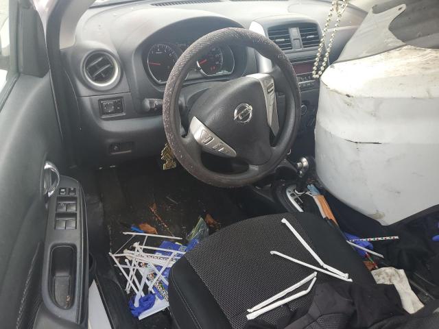 3N1CN7AP9JK398521 - 2018 NISSAN VERSA S WHITE photo 8