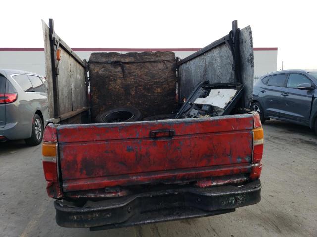 JT4RN55S5F0133264 - 1985 TOYOTA PICKUP 1/2 TON RN55 SR5 RED photo 6