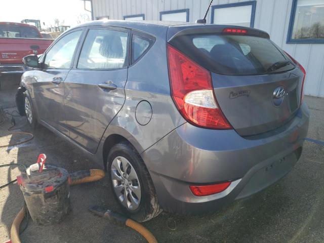 KMHCT5AE5HU301987 - 2017 HYUNDAI ACCENT SE GRAY photo 2