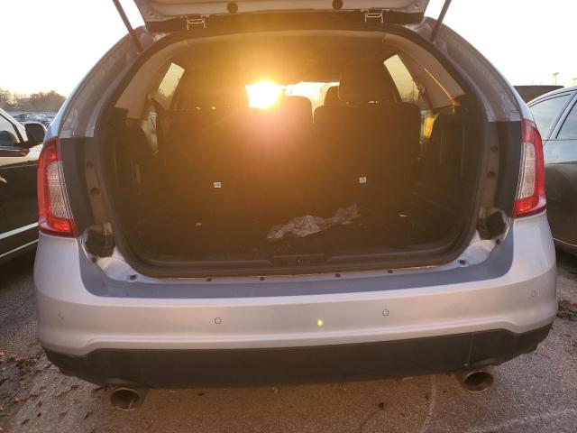 2FMDK3GC4DBE03038 - 2013 FORD EDGE SE SILVER photo 6