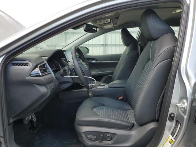 4T1T11AK5PU793018 - 2023 TOYOTA CAMRY SE NIGHT SHADE SILVER photo 7