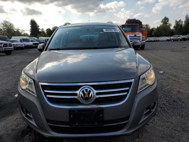 WVGBV7AX6BW518513 - 2011 VOLKSWAGEN TIGUAN S GRAY photo 5
