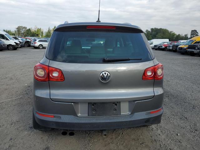WVGBV7AX6BW518513 - 2011 VOLKSWAGEN TIGUAN S GRAY photo 6