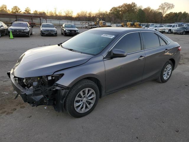 4T1BF1FK1HU316402 - 2017 TOYOTA CAMRY LE GRAY photo 1