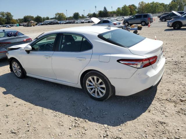 4T1C11AK9LU975606 - 2020 TOYOTA CAMRY LE WHITE photo 2