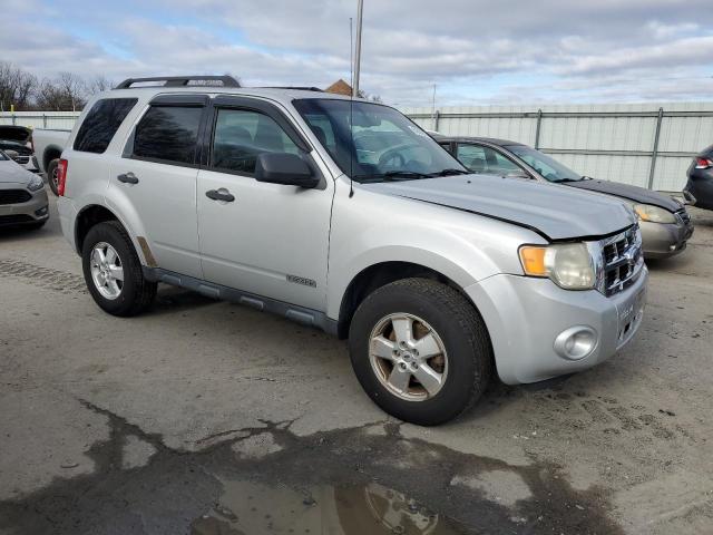 1FMCU93Z88KA83303 - 2008 FORD ESCAPE XLT SILVER photo 4