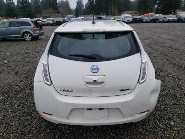 1N4AZ0CP0FC306115 - 2015 NISSAN LEAF S WHITE photo 6