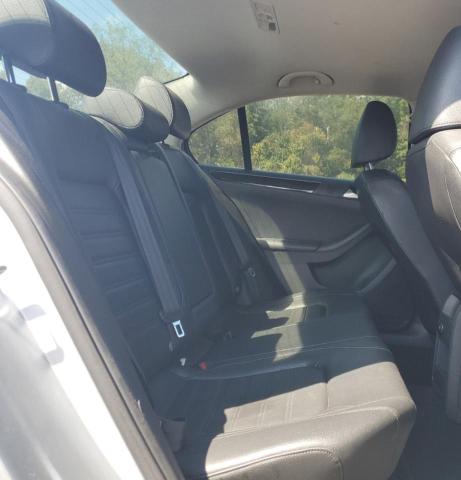 3VWL17AJ3FM309961 - 2015 VOLKSWAGEN JETTA SEL Srebrny zdjęcie 10