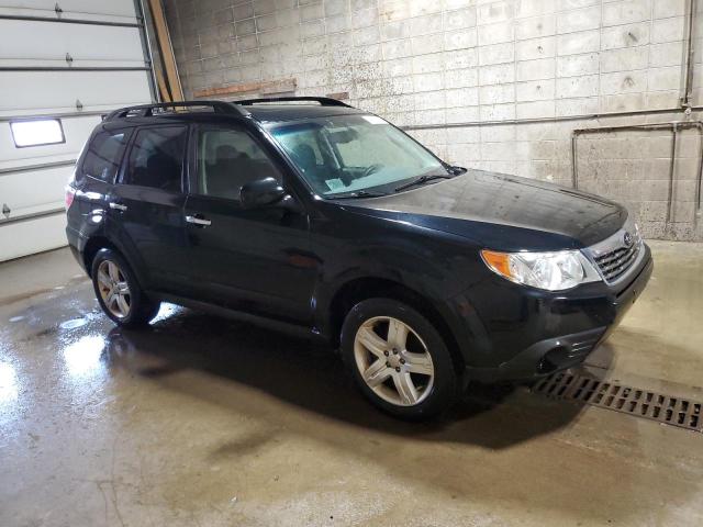 JF2SH63609H762796 - 2009 SUBARU FORESTER 2.5X PREMIUM BLACK photo 4