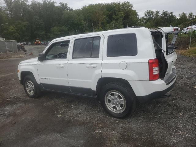 1C4NJRBBXGD708040 - 2016 JEEP PATRIOT SPORT WHITE photo 2
