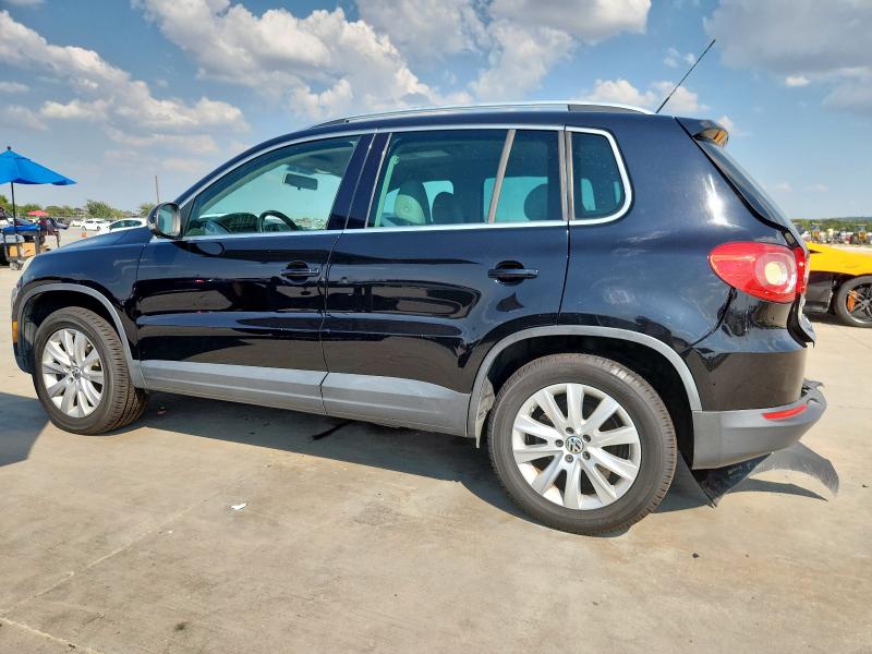 WVGAV7AX3AW000272 - 2010 VOLKSWAGEN TIGUAN S 黑色 照片 2