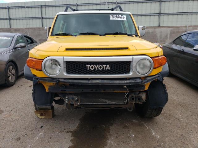 JTEBU11F270073043 - 2007 TOYOTA FJ CRUISER YELLOW photo 5