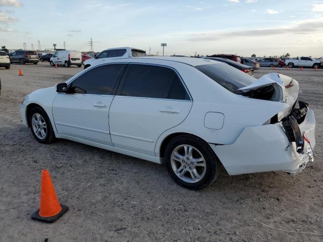 1HGCM56856A032118 - 2006 HONDA ACCORD EX WHITE photo 2