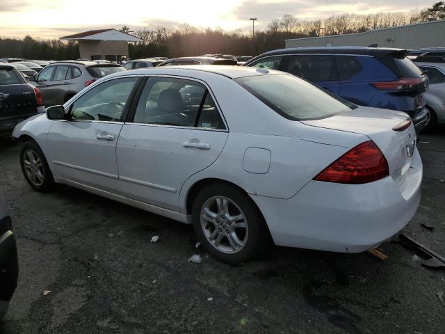 1HGCM56817A227005 - 2007 HONDA ACCORD EX WHITE photo 2