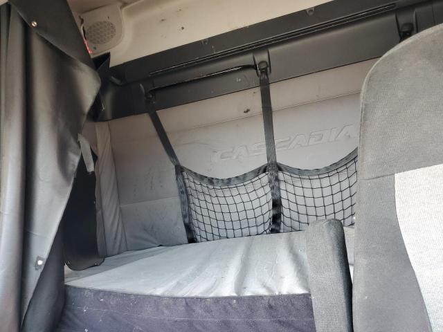 3AKJHPDV8LSKZ7028 - 2020 FREIGHTLINER CASCADIA 1 RED photo 9