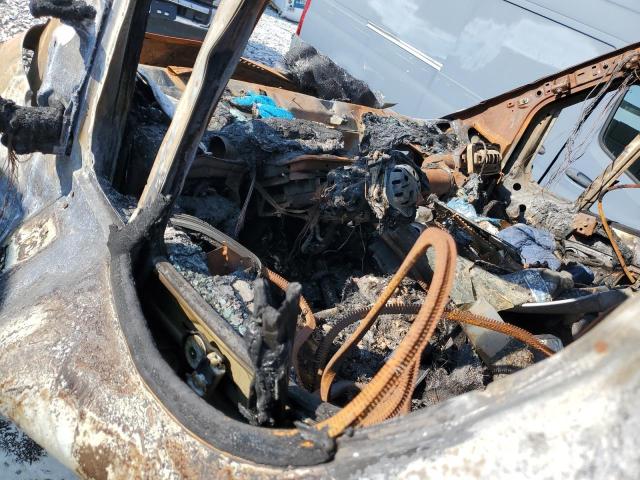 3C6TRVDGXKE535622 - 2019 RAM PROMASTER 2500 HIGH Bicolore photo 8