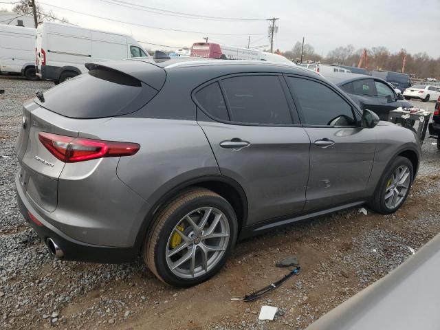 ZASPAKBN9K7C30881 - 2019 ALFA ROMEO STELVIO TI Сұр фото 3