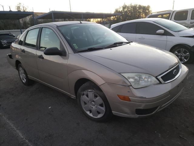 1FAFP34N36W124966 - 2006 FORD FOCUS ZX4 BEIGE photo 4