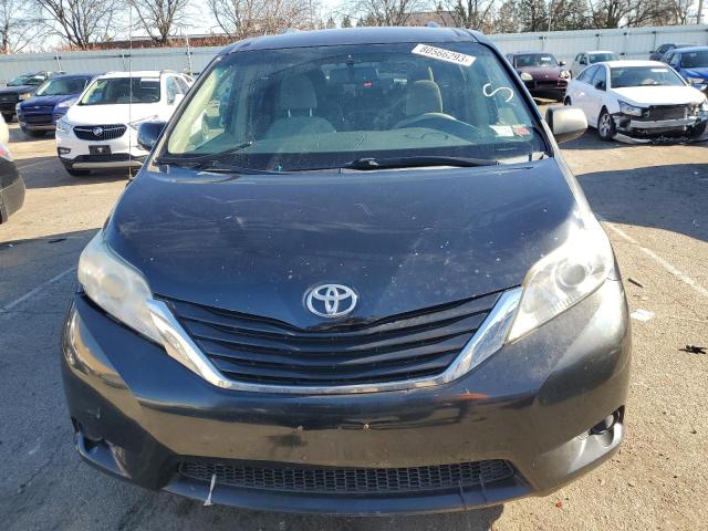 5TDKK3DC9DS359486 - 2013 TOYOTA SIENNA LE BLACK photo 5