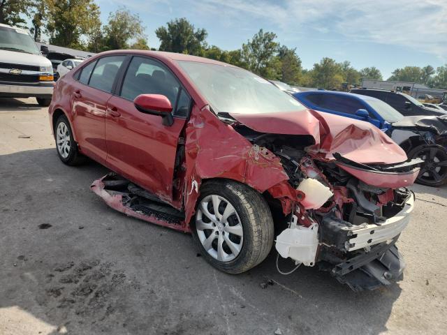 5YFEPMAE3MP165264 - 2021 TOYOTA COROLLA LE RED photo 4