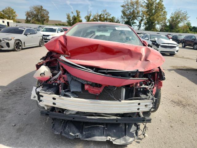 5YFEPMAE3MP165264 - 2021 TOYOTA COROLLA LE RED photo 5
