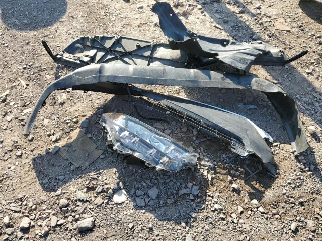 2T3MWRFV6KW032263 - 2019 TOYOTA RAV4 LE WHITE photo 13