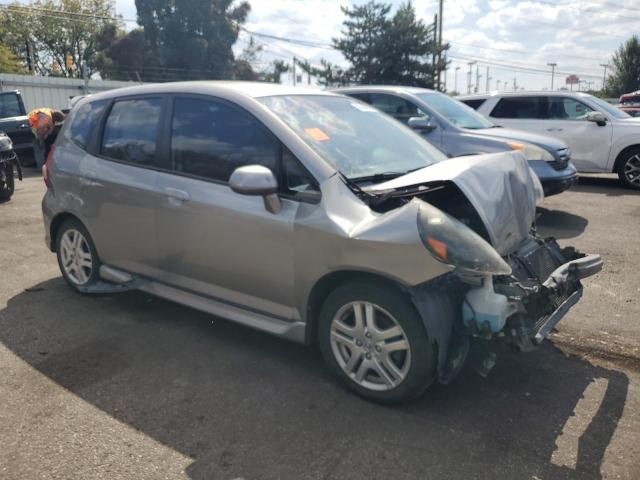 JHMGD38667S060956 - 2007 HONDA FIT S SILVER photo 4
