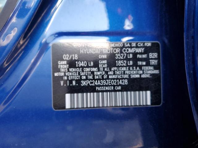 3KPC24A39JE021428 - 2018 HYUNDAI ACCENT SE BLUE photo 12