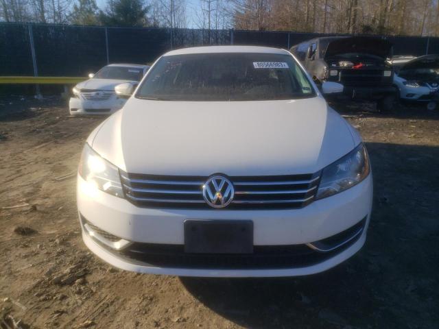 1VWAP7A3XEC012886 - 2014 VOLKSWAGEN PASSAT S WHITE photo 5