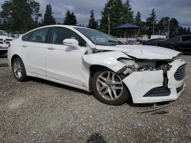 3FA6P0H70DR237008 - 2013 FORD FUSION SE WHITE photo 4