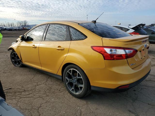 1FAHP3F22CL322043 - 2012 FORD FOCUS SE YELLOW photo 2