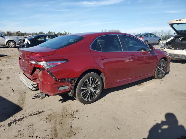 4T1B11HK1JU510381 - 2018 TOYOTA CAMRY L RED photo 3