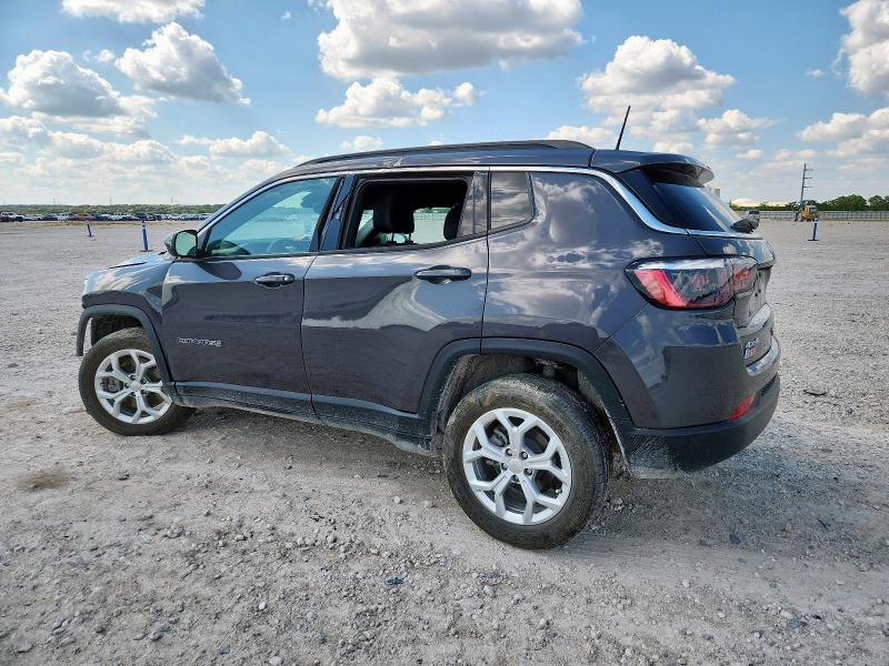 3C4NJDBN9RT121564 - 2024 JEEP COMPASS LATITUDE GRAY photo 2