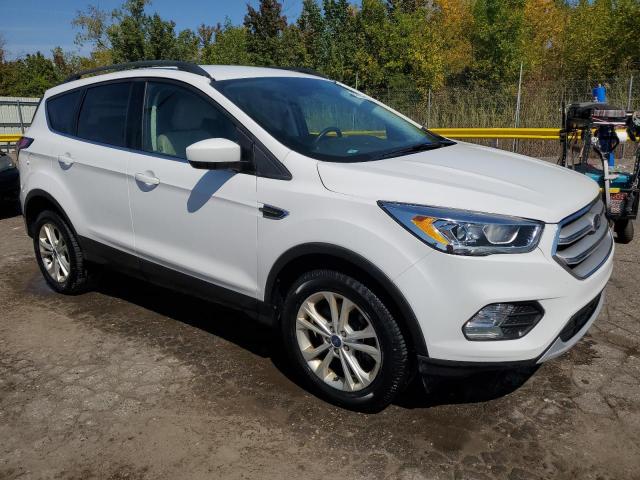 1FMCU9HD9JUC40053 - 2018 FORD ESCAPE SEL Սպիտակ լուսանկար 4