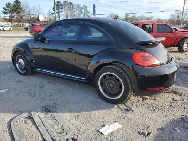 3VWJX7AT7CM613491 - 2012 VOLKSWAGEN BEETLE BLACK photo 2