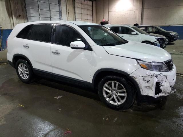 5XYKT3A64EG426313 - 2014 KIA SORENTO LX WHITE photo 4