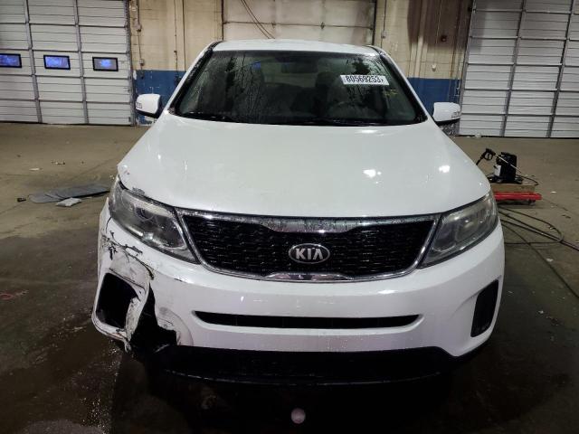 5XYKT3A64EG426313 - 2014 KIA SORENTO LX WHITE photo 5