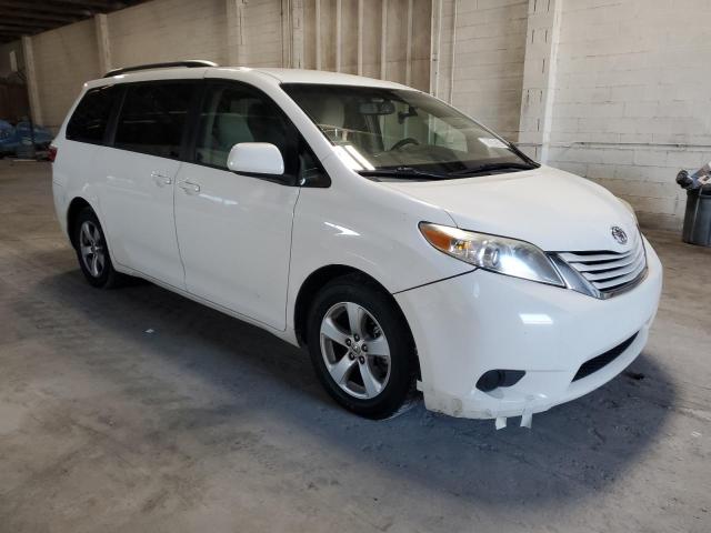 5TDKK3DC0FS553939 - 2015 TOYOTA SIENNA LE WHITE photo 4