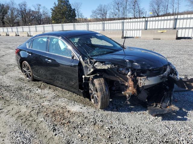 1N4AL3AP5JC141872 - 2018 NISSAN ALTIMA 2.5 BLACK photo 4