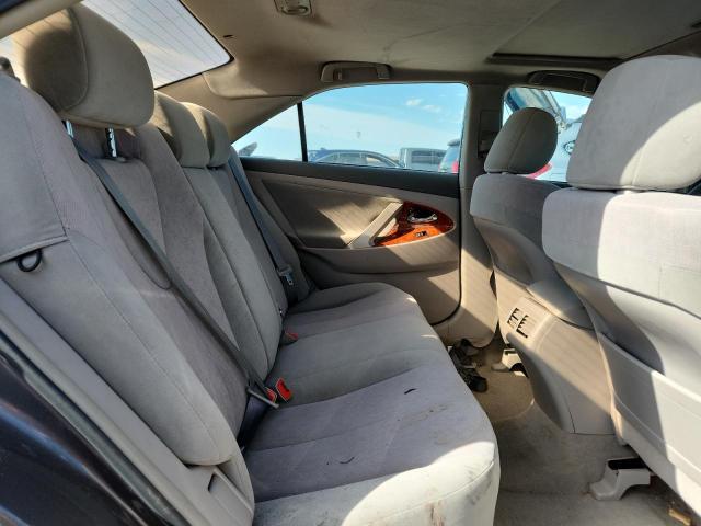 4T4BF3EK1BR097015 - 2011 TOYOTA CAMRY BASE ნაცრისფერი ფოტო 10